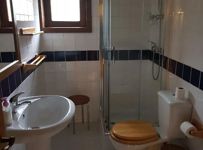 Abrigo Da Geira House Homestay Campo do Geres